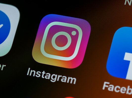 Come sloggarsi da Instagram su tutti i device